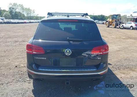 2016 Volkswagen Touareg Vr6 Lux from USA, damaged, VIN WVGEF9BP5GD010864